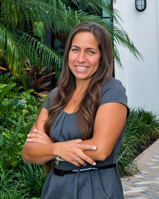 Magaly Moreno, REALTOR with Premiere Plus Realty